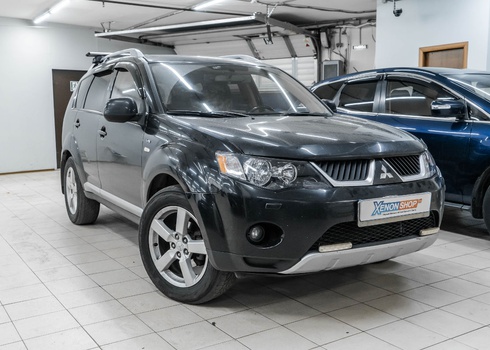 Абразивная полировка фар Mitsubishi Outlander II дорест