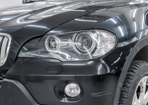 Как защитить стекла фар BMW E70 X5 от царапин