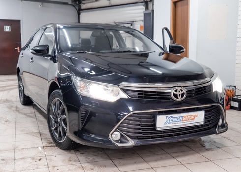 Замена штатных ксеноновых ламп Toyota Camry V50 1-й рестайлинг