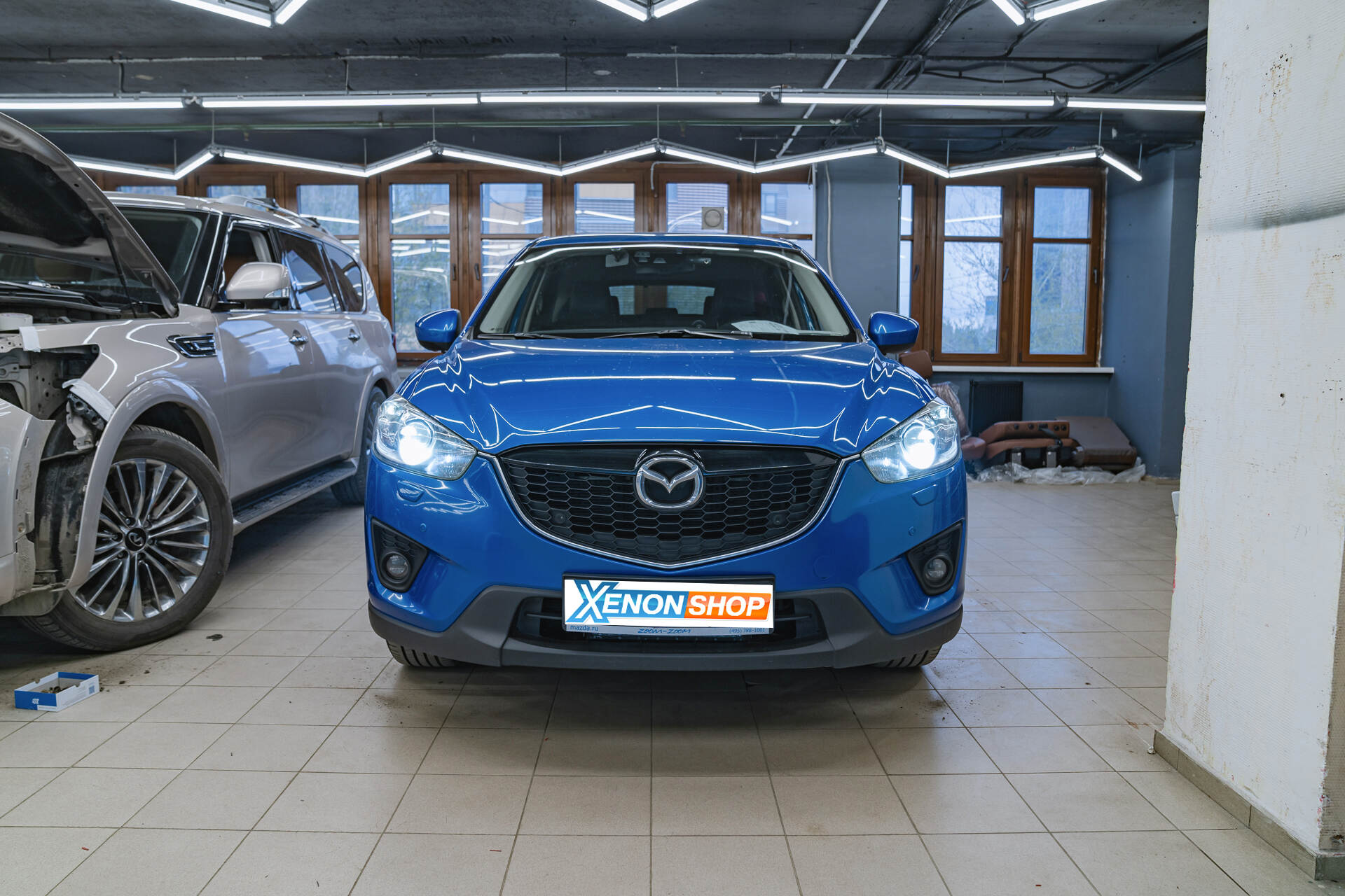 Замена линз фарах Mazda CX-5 (2012)