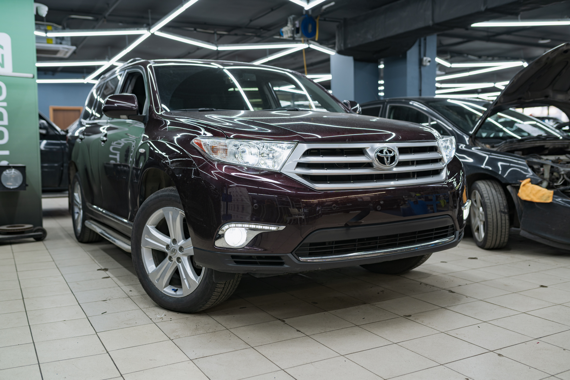 Замена линз Toyota Highlander