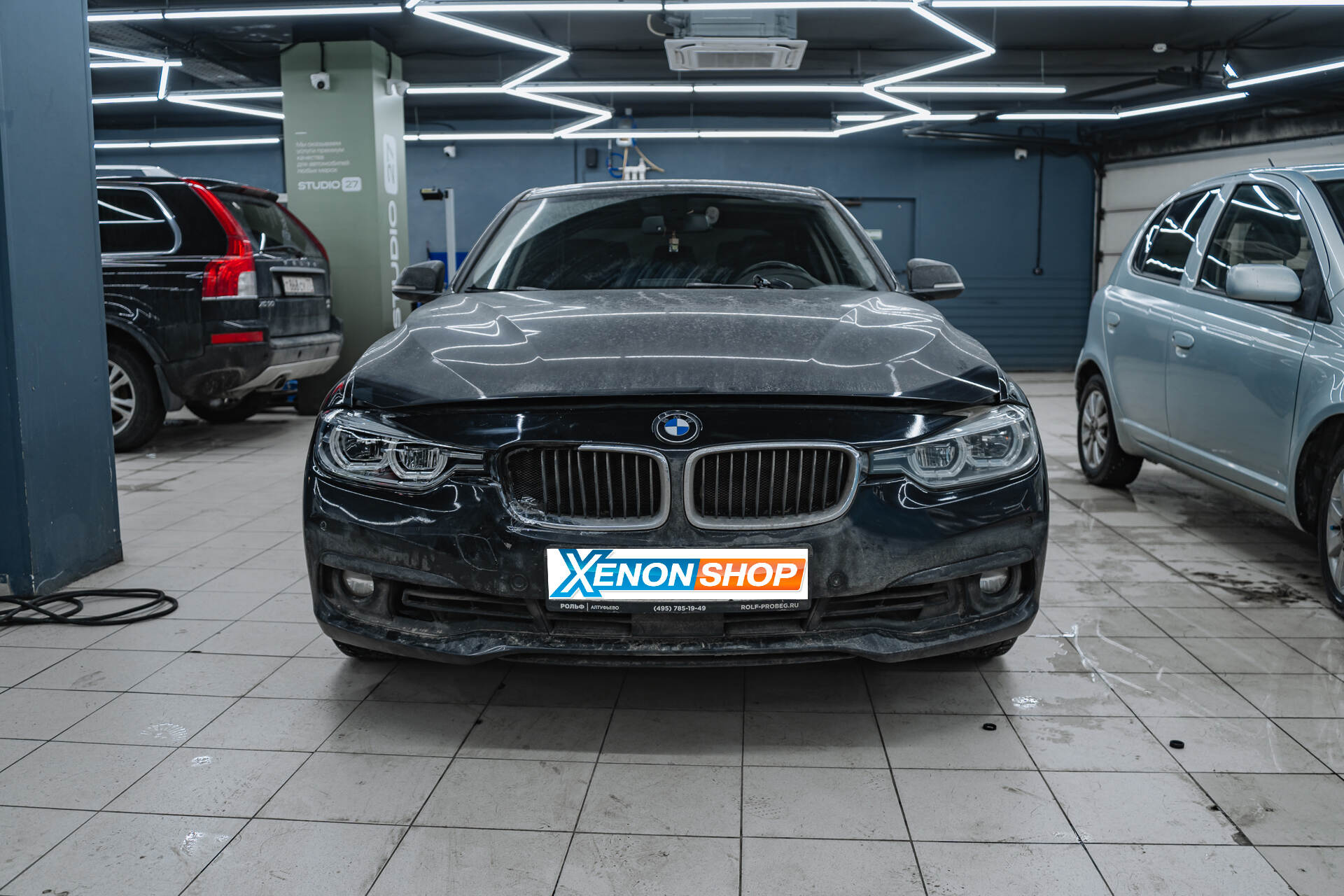 Замена разбитого стекла фары BMW 3 F30