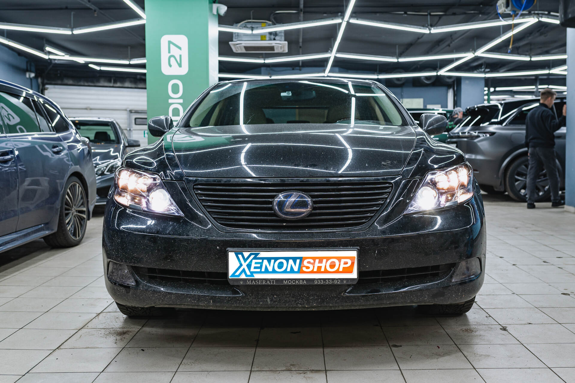 Замена линз Lexus LS на светодиодные модули Vision