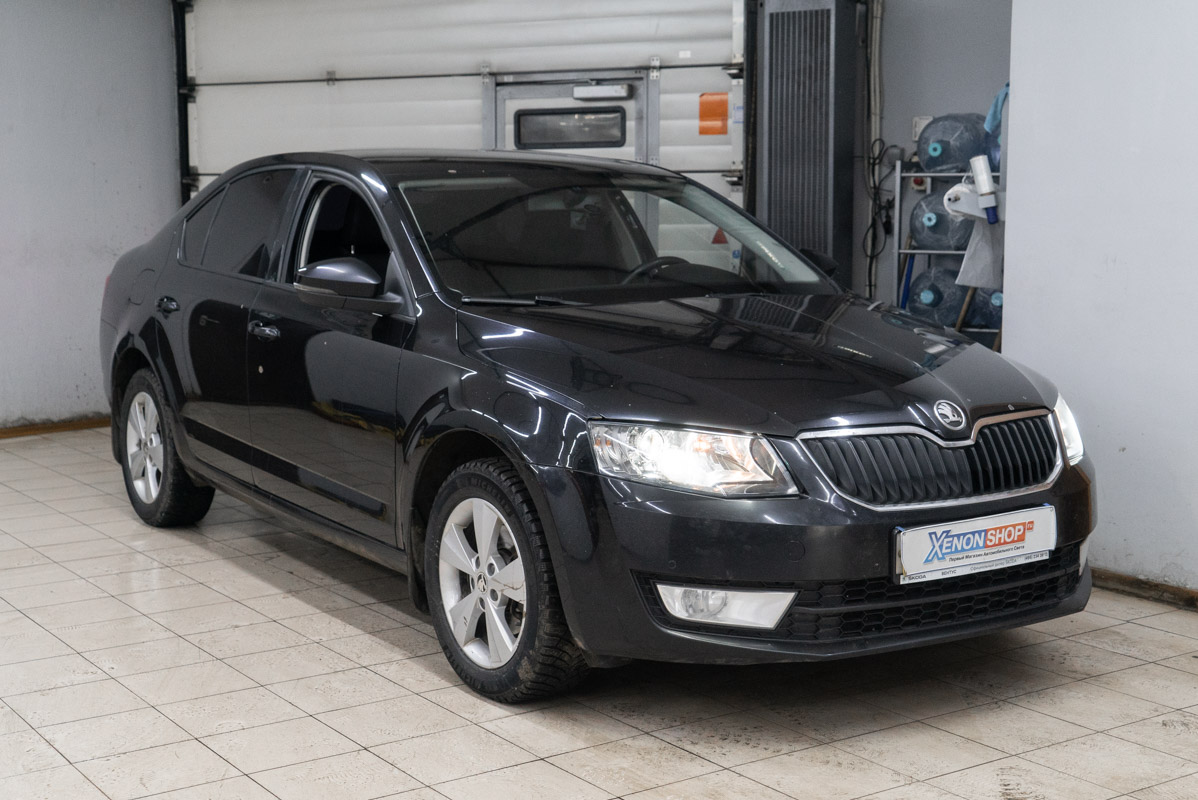 Установка LED-линз в фары Skoda Octavia A7 (2013)