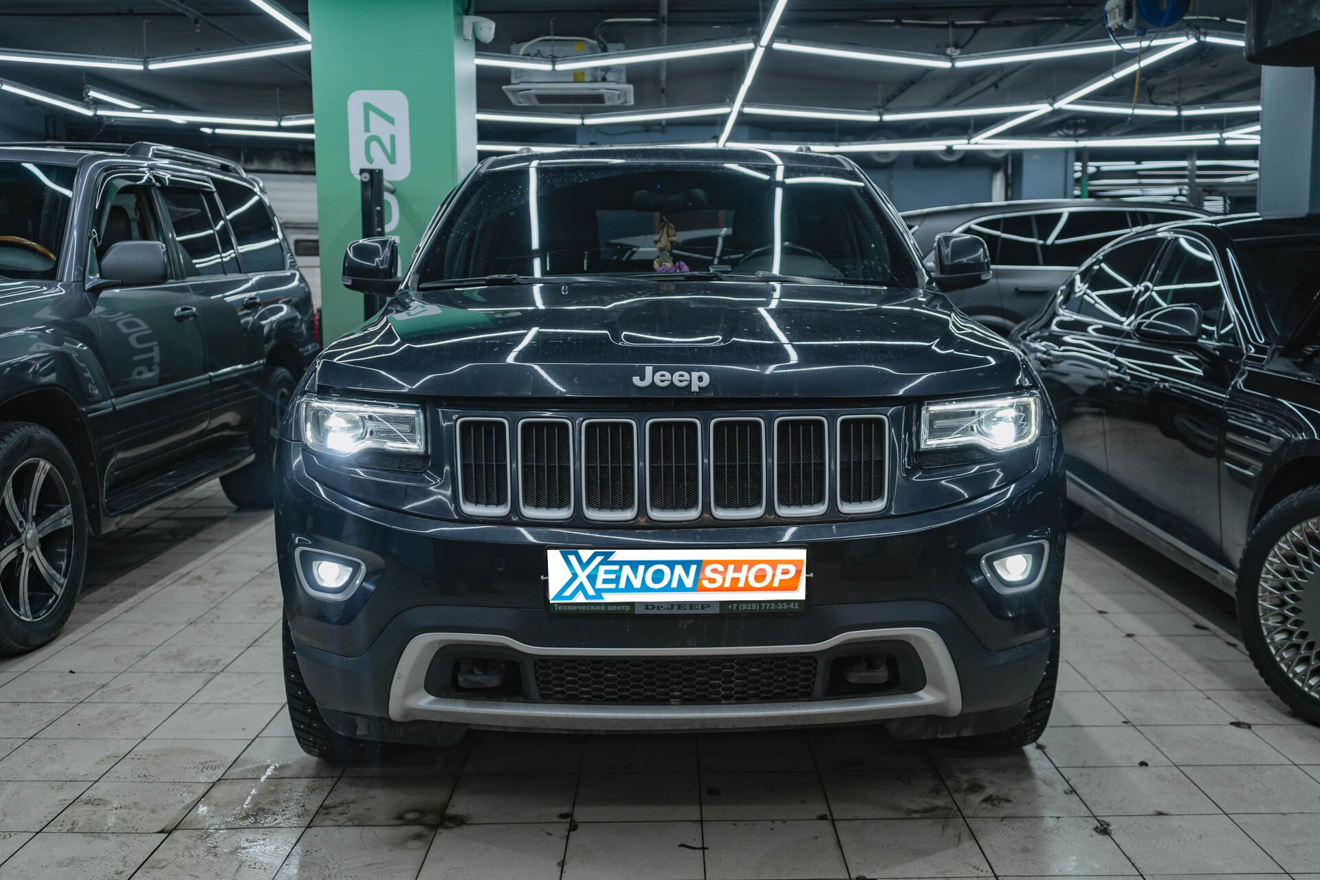 Замена линз Jeep Grand Cherokee WK2 на LED-модули