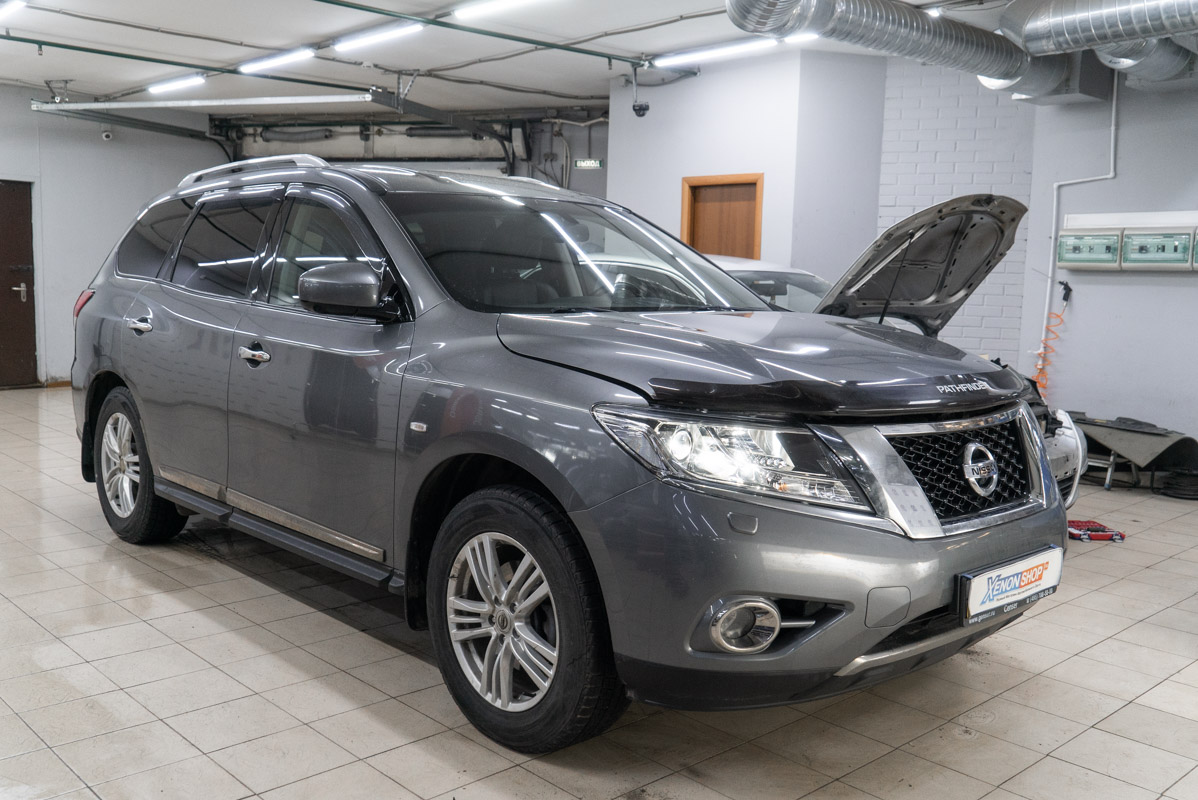 Установка LED-линз в фары Nissan Pathfinder (2015)