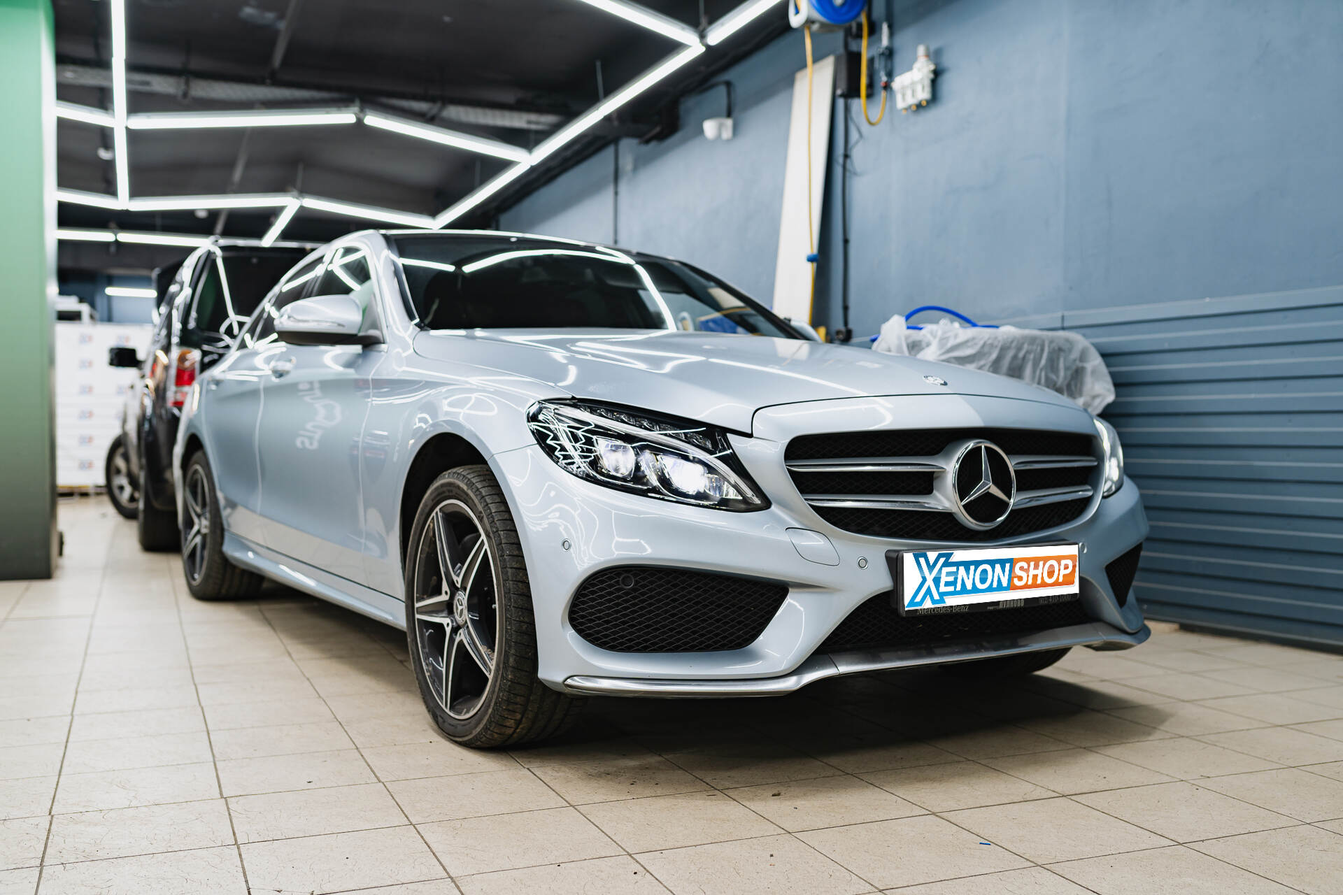 Устранение запотевания фары Mercedes-Benz C W205 (2014)