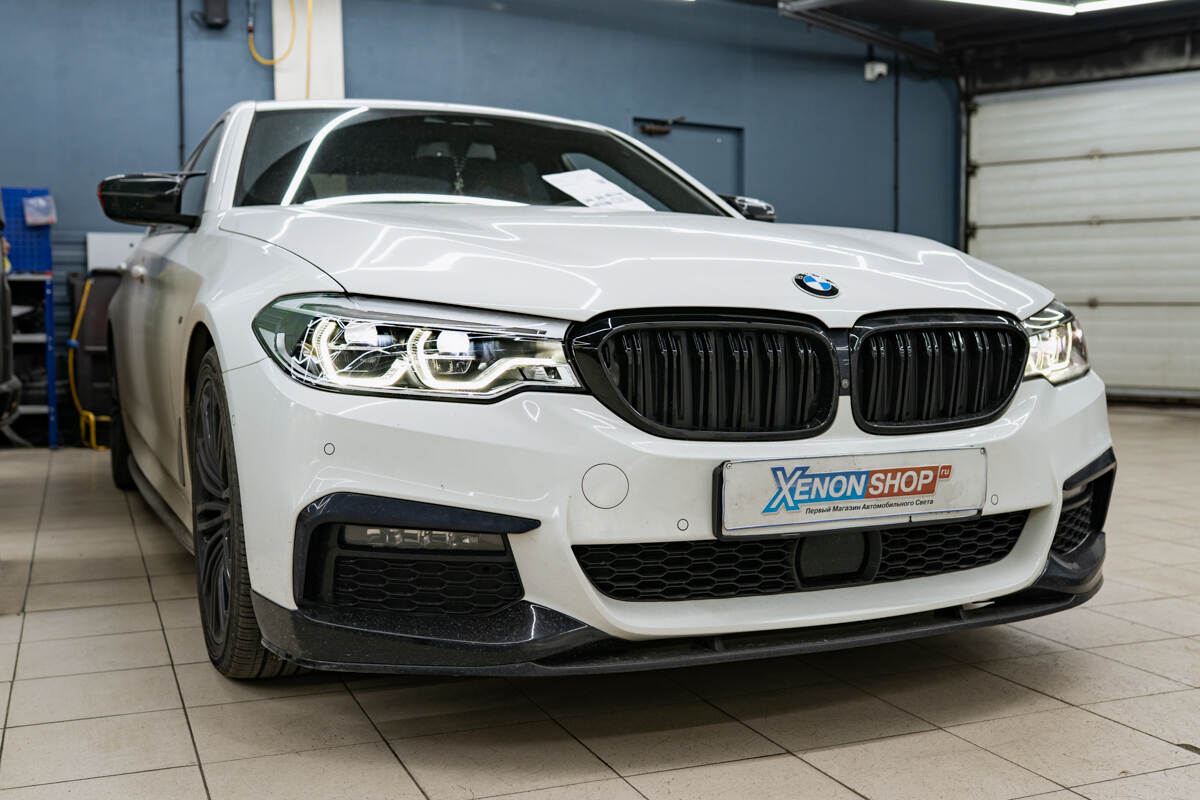 Замена стекла фары BMW 5 серии G30