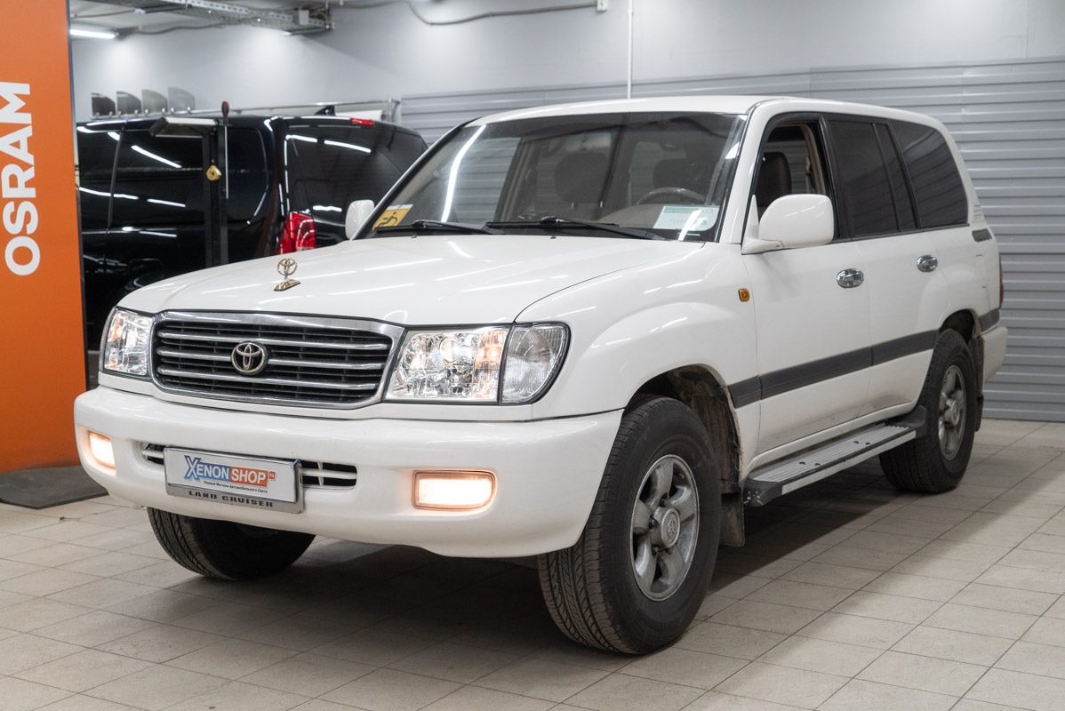 Установка LED-линз в фары Toyota Land Cruiser 100 (1998)