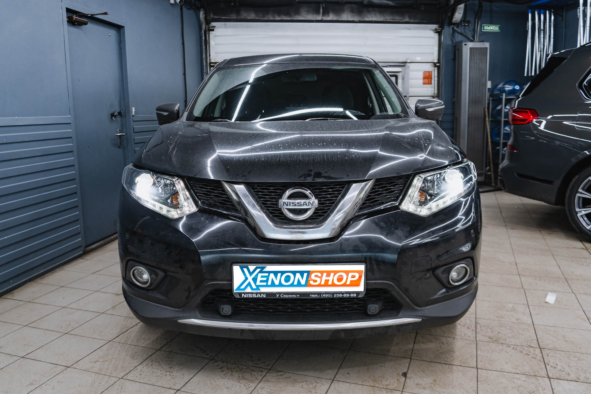 Установка линз в рефлекторные фары Nissan X-Trail T32 