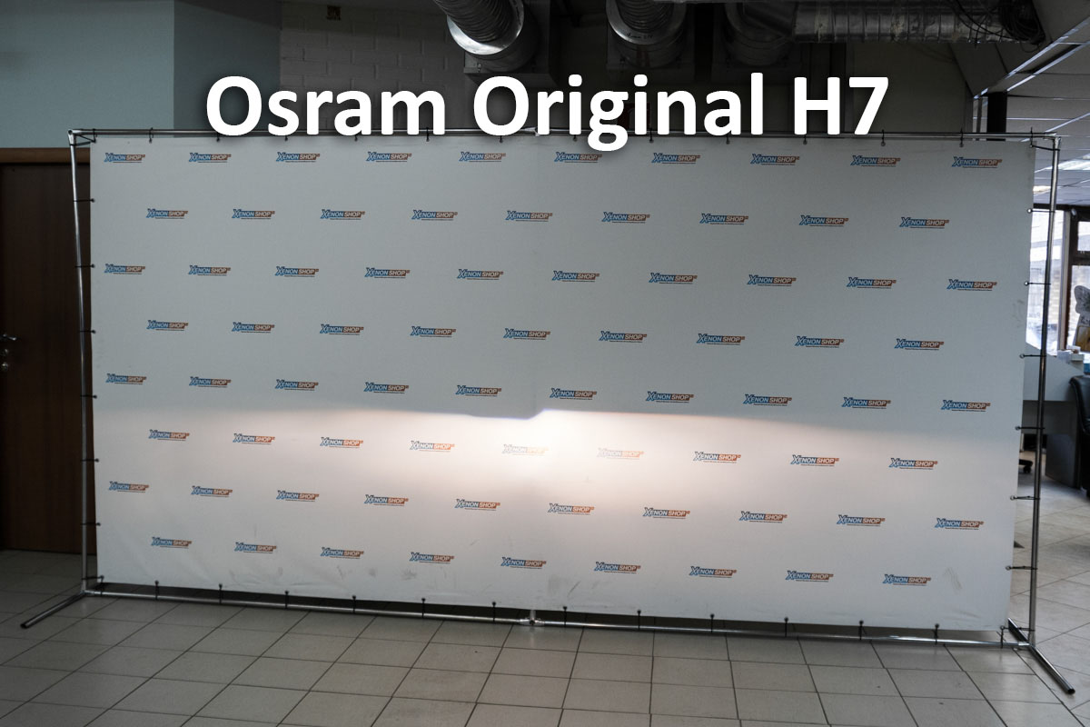 Крепление лампы сзади линзы и тест ламп Osram Original.