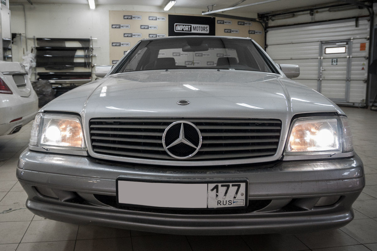      129 Mercedes-Benz SL R129   - Hella -    