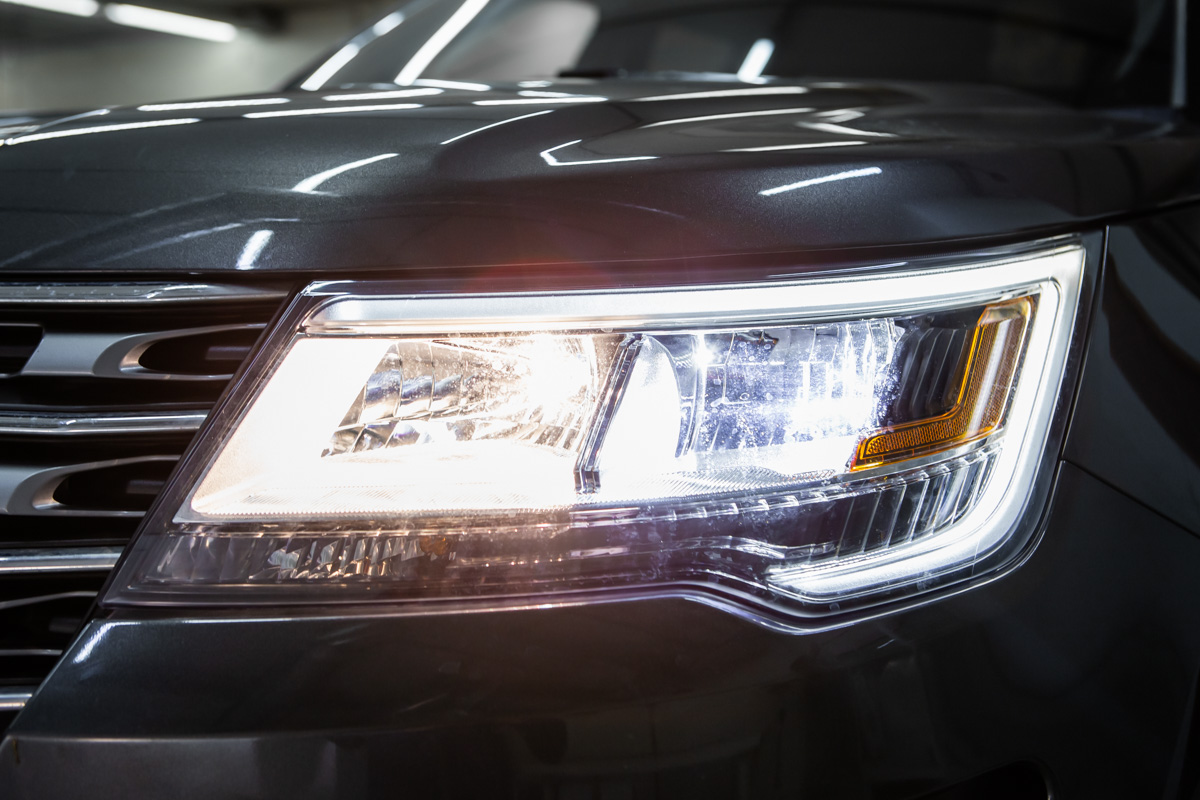 Фары форд эксплорер 4. Фара форд эксплорер 4 2007г. Db5z 13008-j. Хром фар форд эксплорер 3. Ford explorer фара.