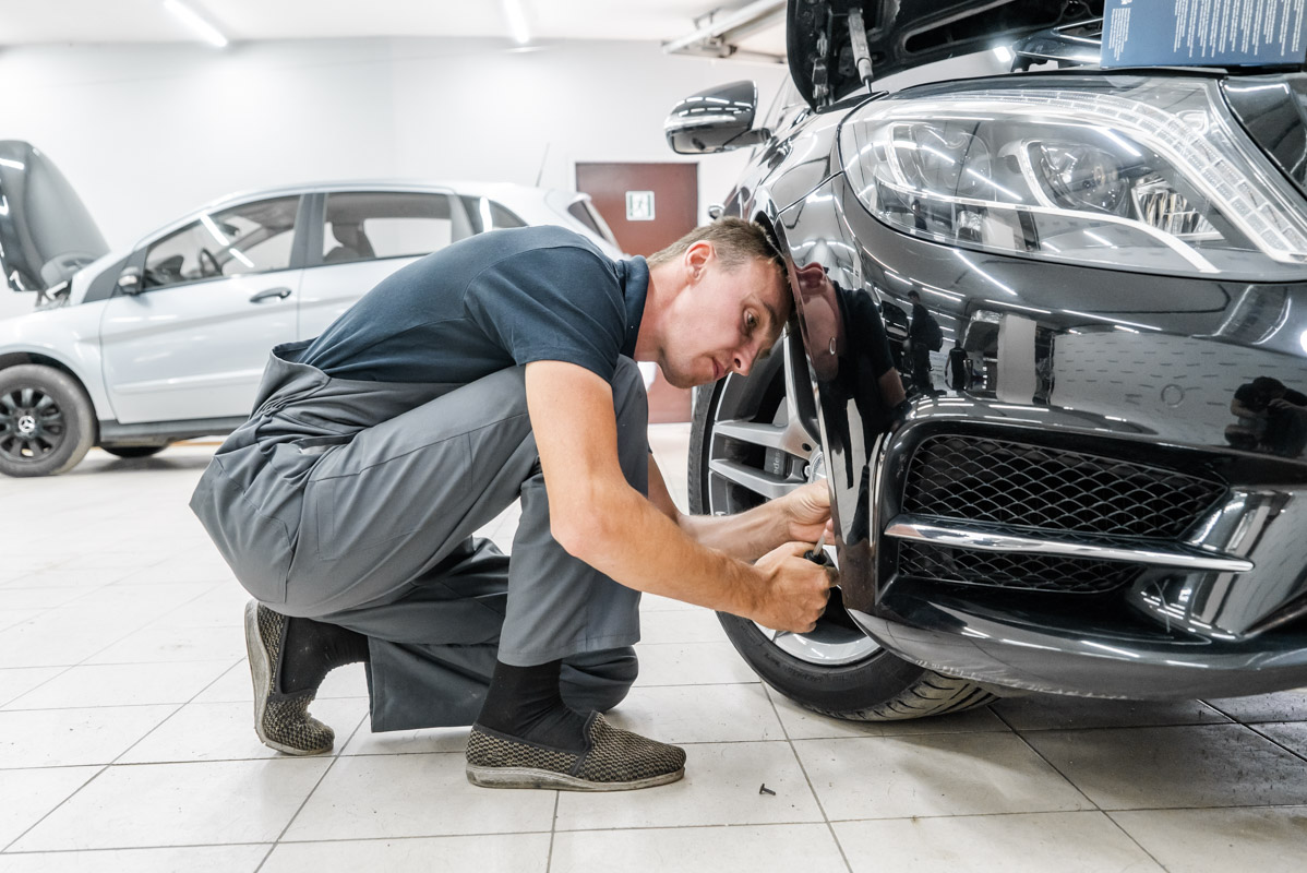 Устранение запотевания фары Мерседес 222 / Mercedes-Benz W222