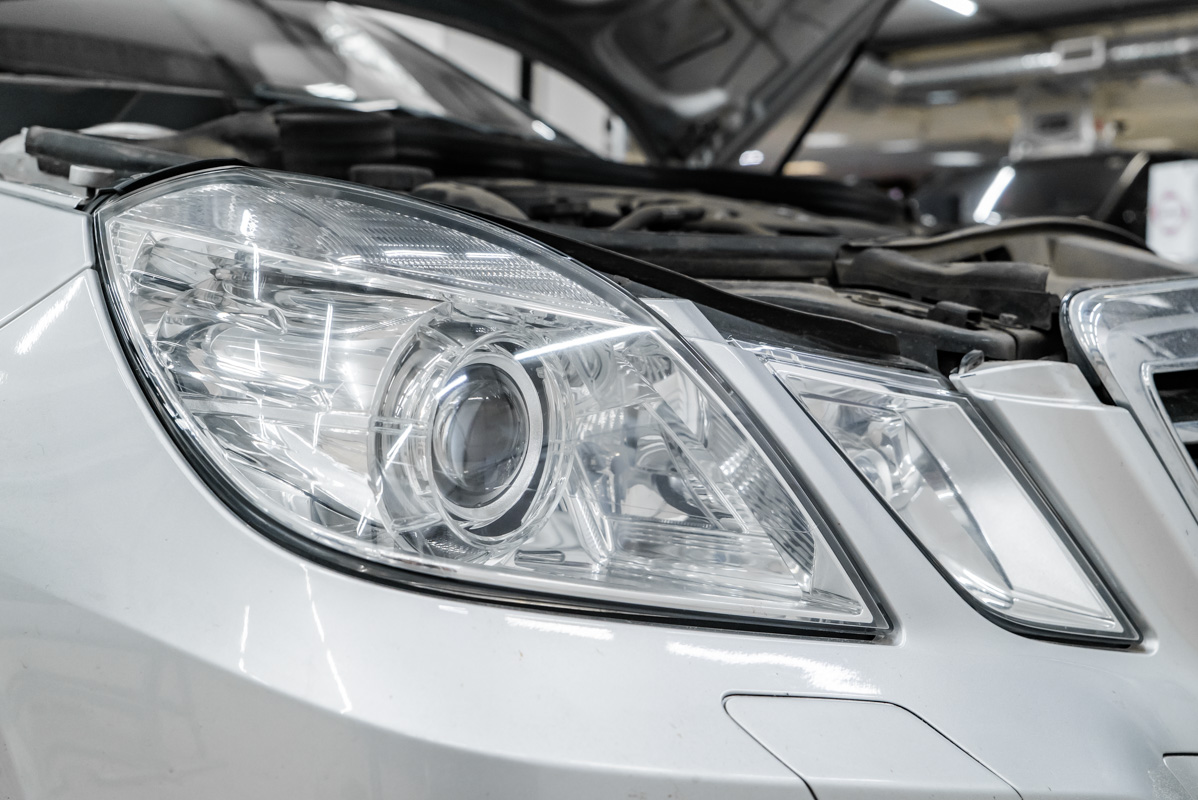 лампы мерседес 212