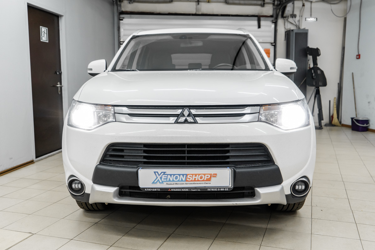 Бампер мицубиси аутлендер 3. Бампер Mitsubishi Outlander 3. Бампер Митсубиси Аутлендер 2014. Gf7w Outlander. Накладка переднего бампера Mitsubishi Outlander 3.