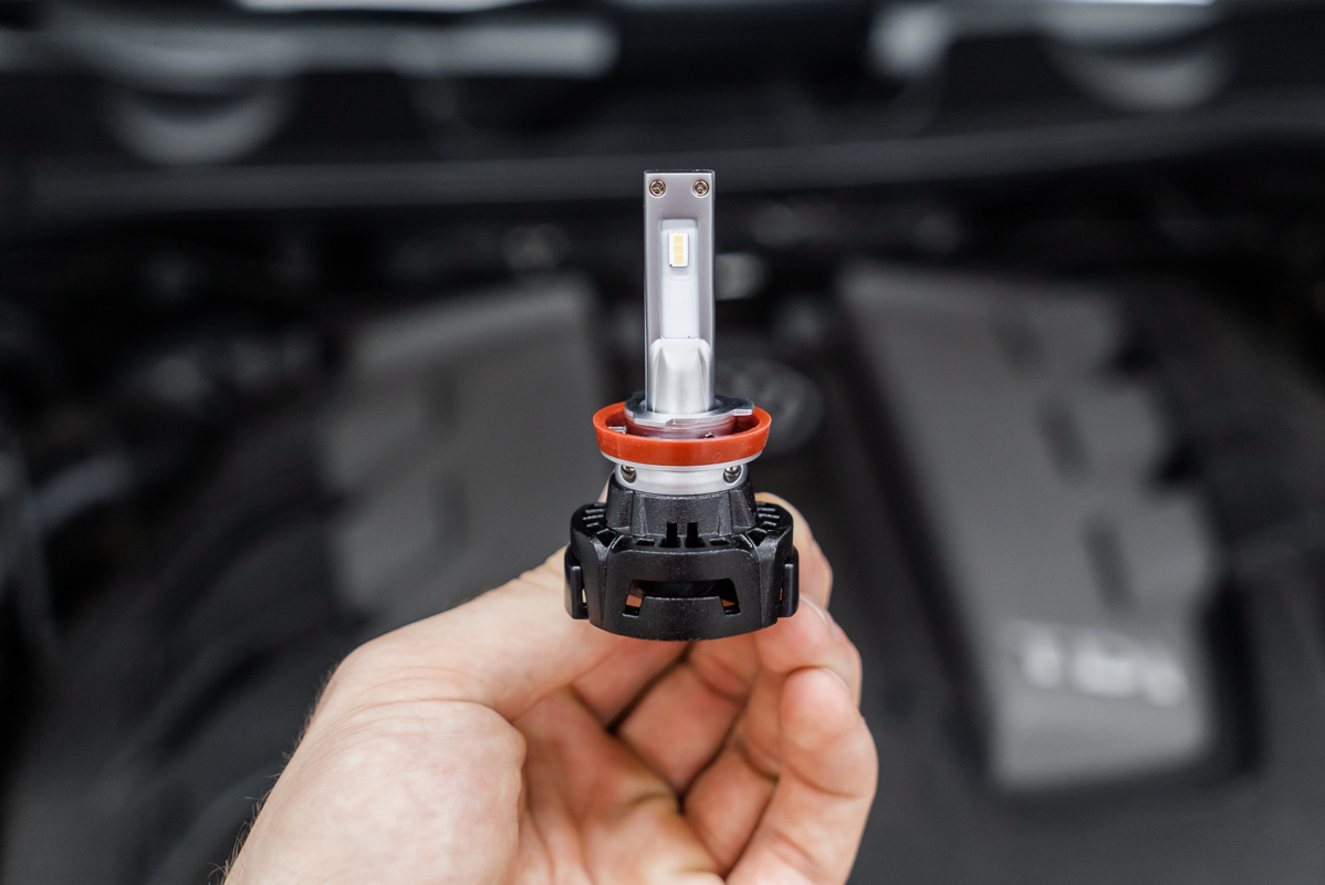 замена лампы туарег. замена лампы ближнего света туарег nf. 6 nf. туарег нф замена лампы ближнего света. цоколь лампочки ближнего света на vw touareg 2009.