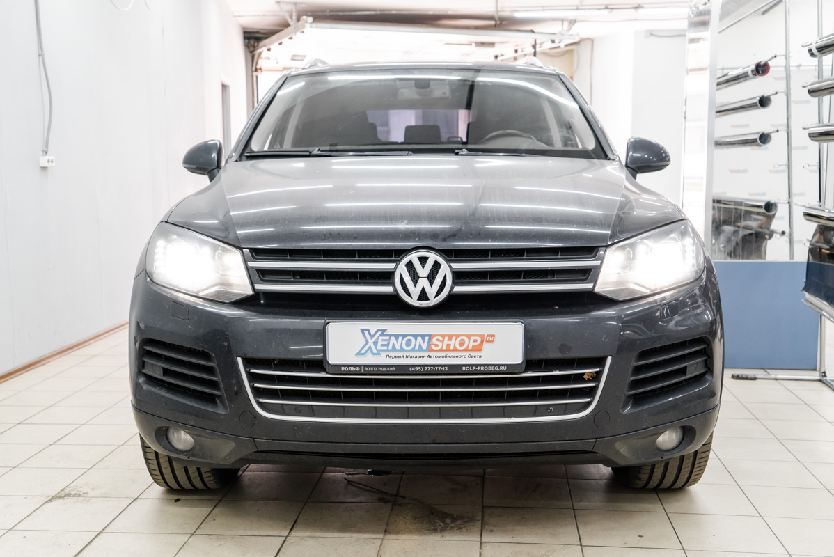 После туарега. Touareg NF. Черные фары Туарег НФ. Led лампы на Volkswagen Touareg 1 Рестайлинг н7. Лампы ближнего света Touareg 2013