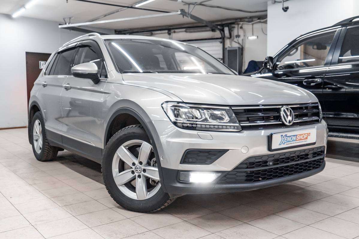 Volkswagen серый. Volkswagen Tiguan серый. Фольксваген Тигуан 2л. Tiguan 2. Volkswagen Tiguan II Рестайлинг.