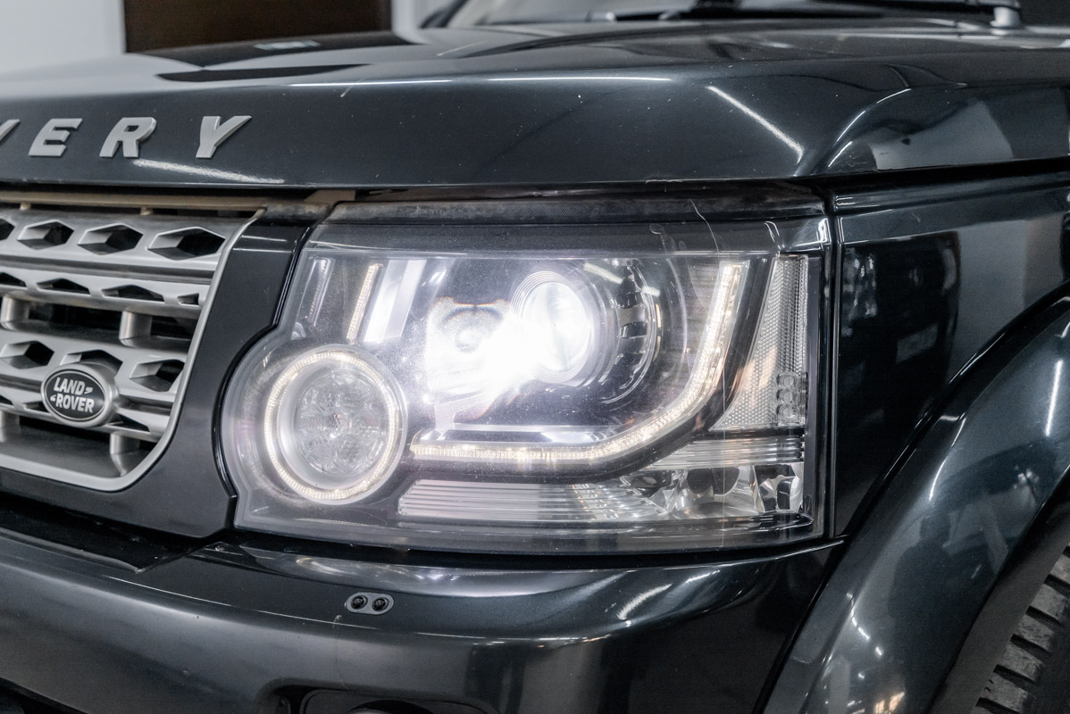 Фара дискавери 4. Фары ленд ровер. Фара ленд ровер дискавери 3. Фары фрилендер 2 рестайлинг. Линзы на дискавери 3.