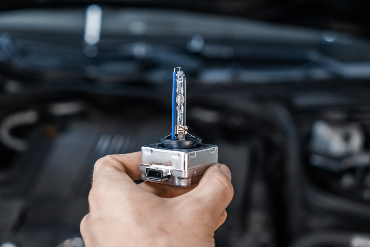 лампа биксенон мерседес w212. лампа ближнего света мерседес w212. Hella фара левая мерседес w208. мерседес 212 кузов дневной освещение. лампа ближнего света мерседес w212.