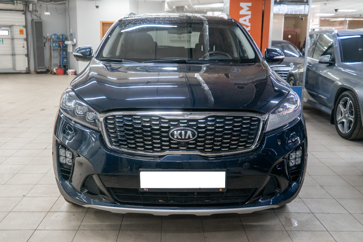 Скло фари KIA Sorento XM (2009-2012) II покоління дорестайлінг ліве